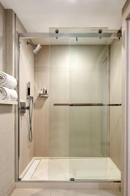 Junior Suite 2 Double Sofa bed Corner room