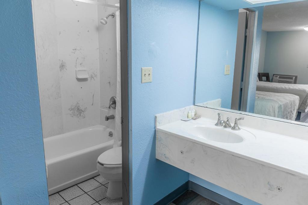 Double Room with Two Double Beds – Non-Smoking