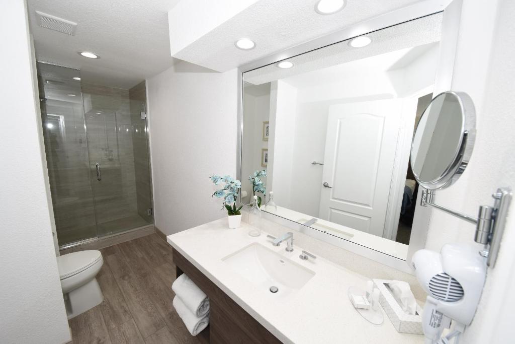 RKS SUPERIOR KING SUITE