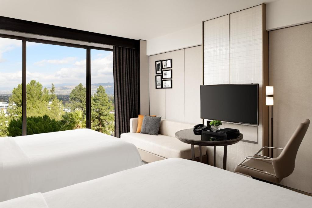 Traditional Double Room with Two Double Beds