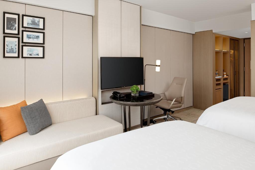 Traditional Double Room with Two Double Beds