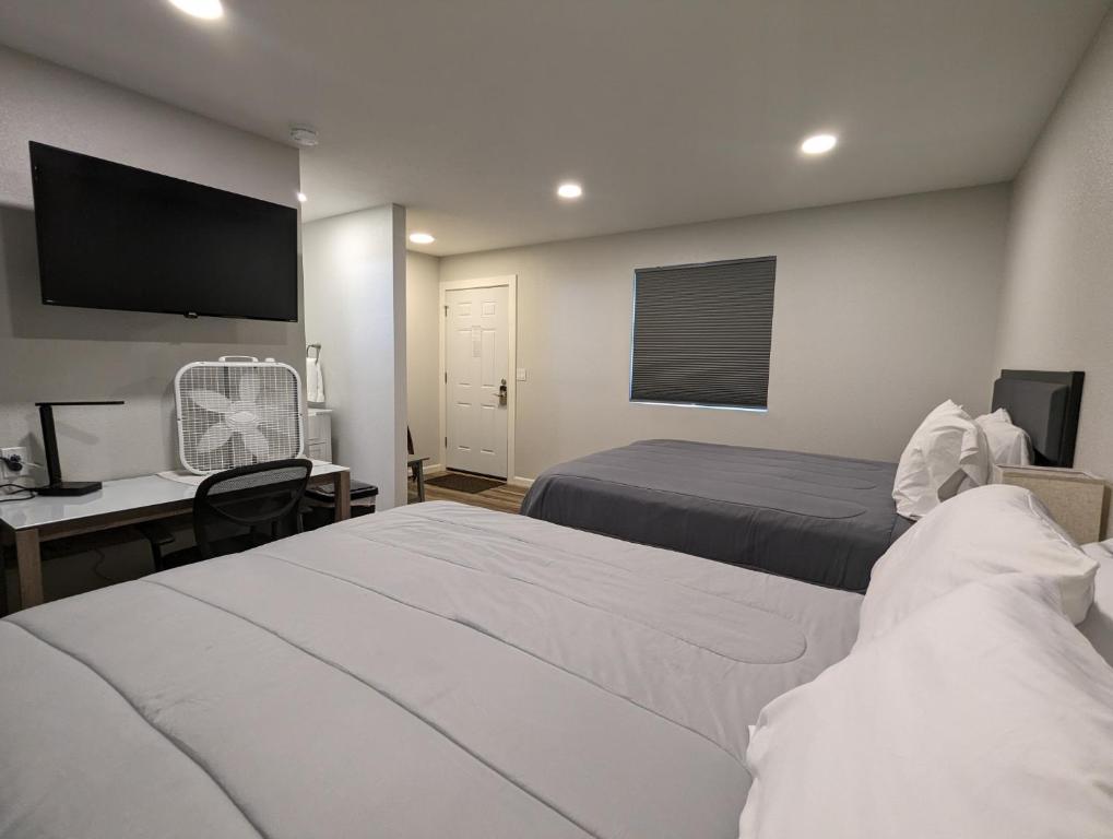 Double Deluxe Room