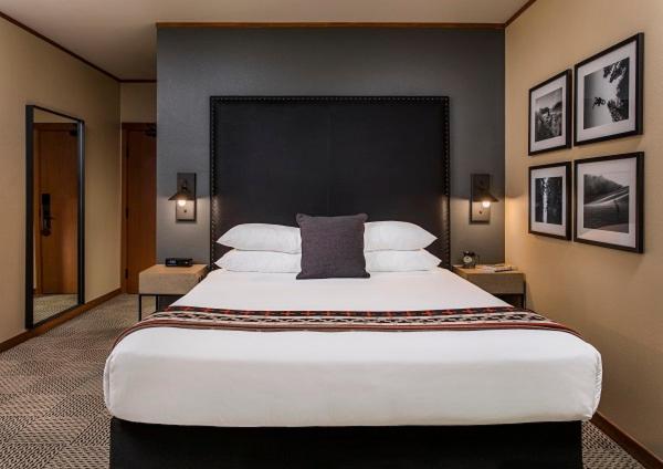 Superior River King Room