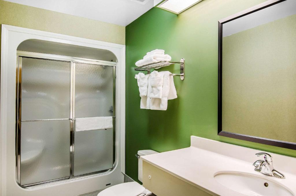 Double Room with Two Double Beds – Non-Smoking