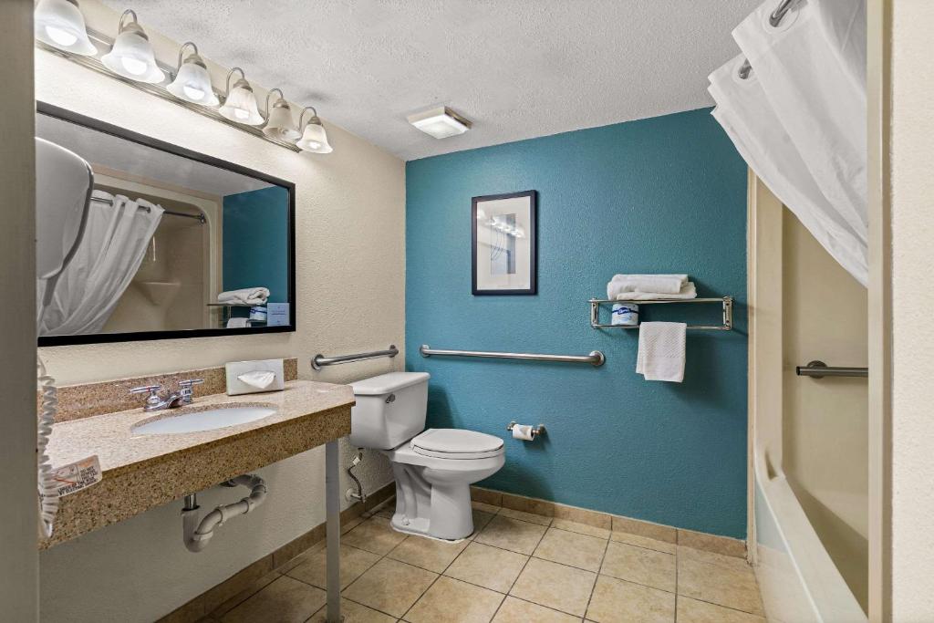 Queen Room – Non-Smoking