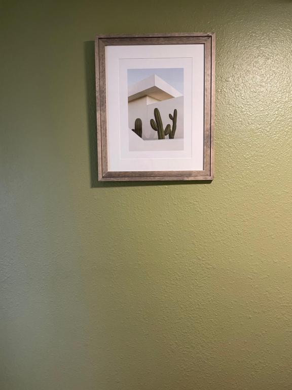 Single Room with Shared Bathroom