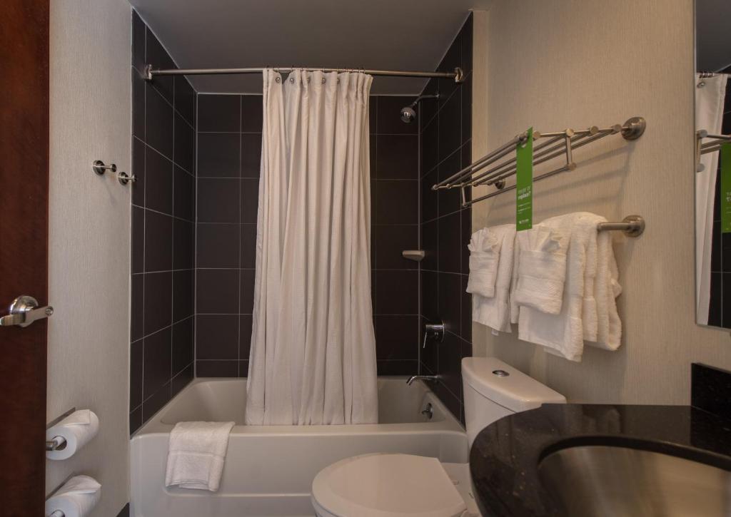 Quadruple Room – Disability Access