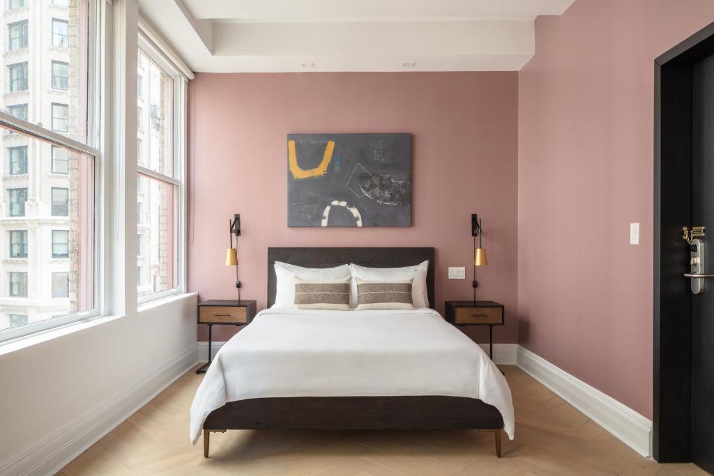 Queen Room – Disability Access