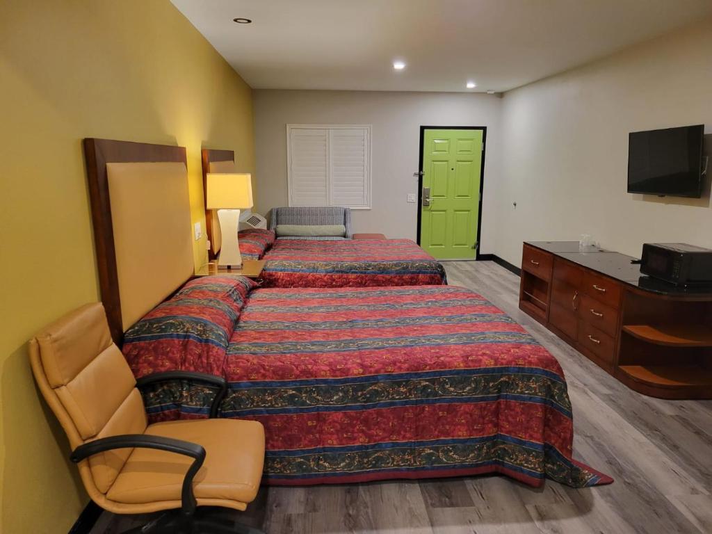 Queen Room – Disability Access