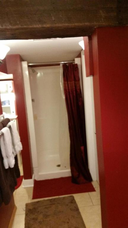 Deluxe Double Room with Shower