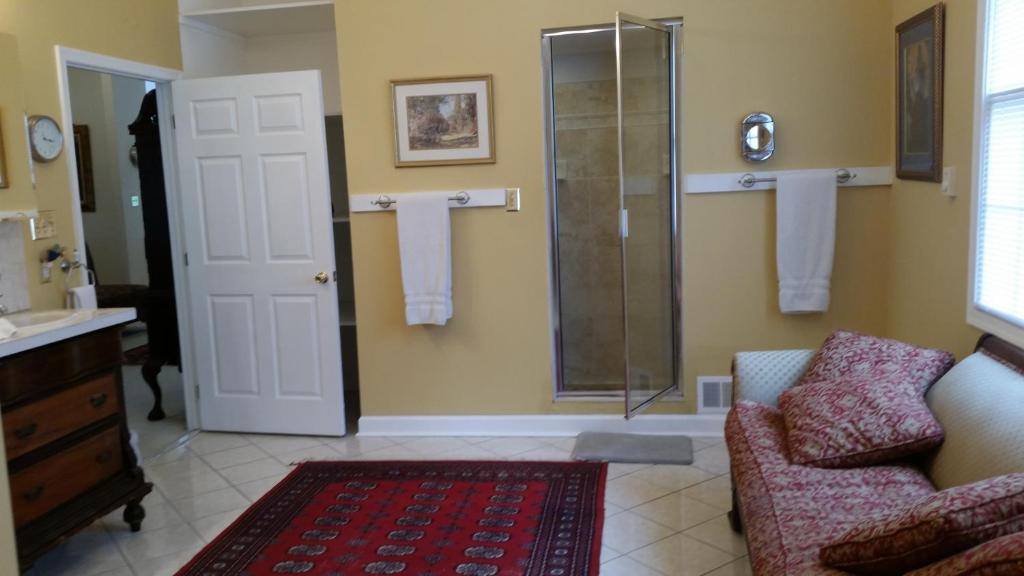 King Suite with Balcony