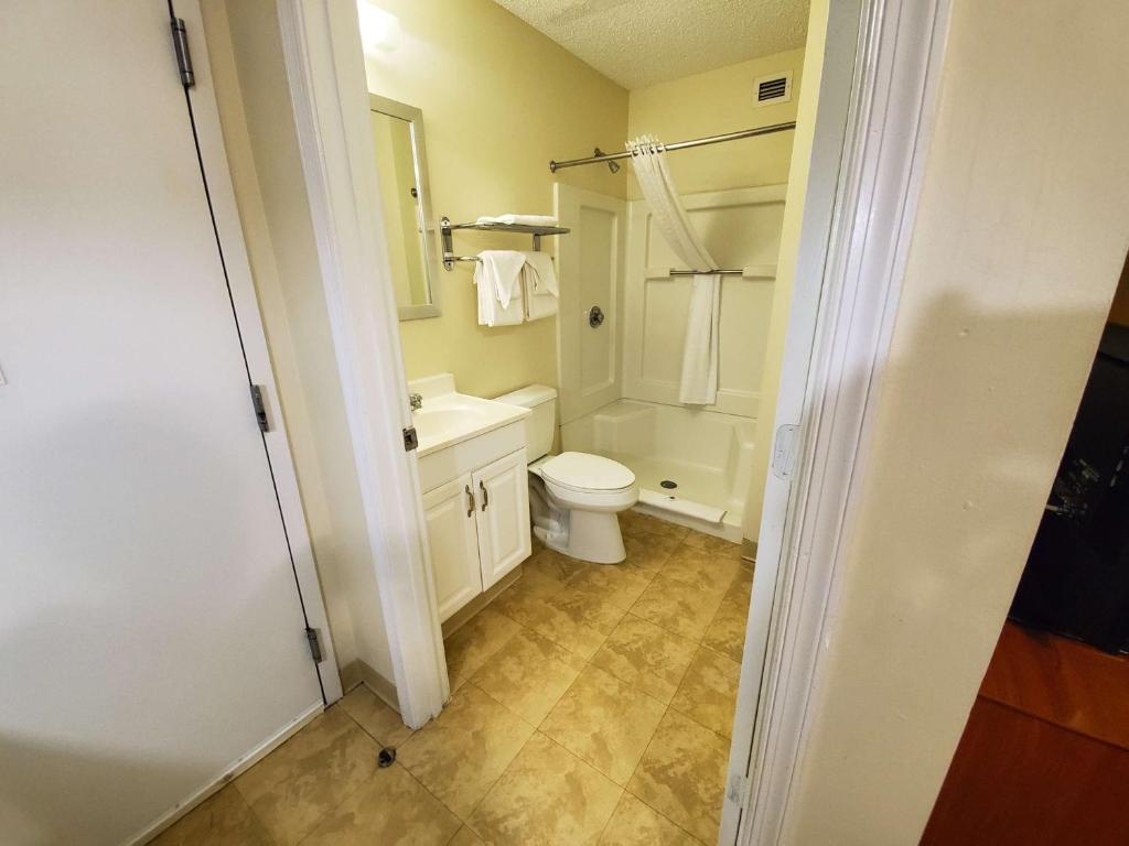 Classic Quadruple Room – Non-Smoking