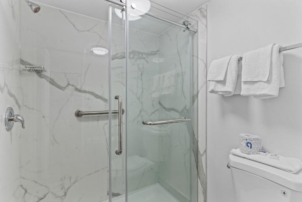 Superior Queen Room – Non-Smoking