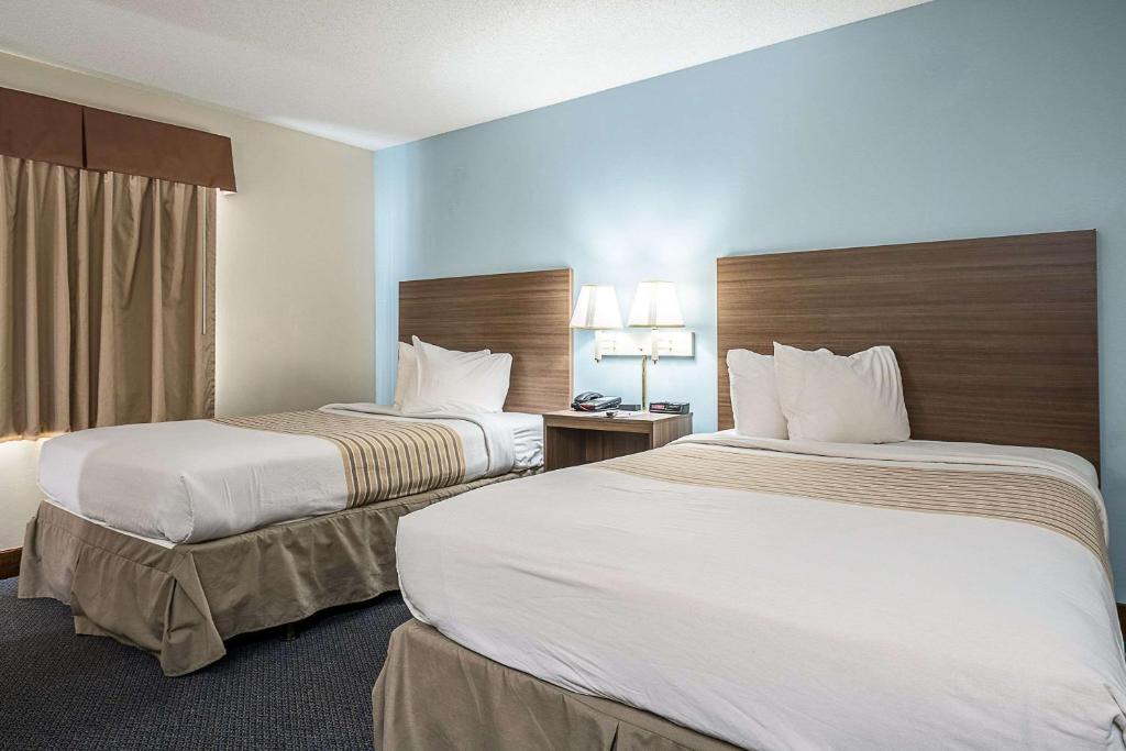 Double Room with Two Double Beds – Non-Smoking