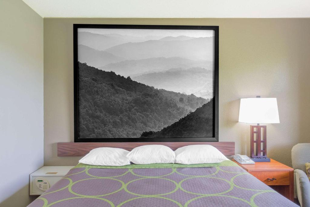 Queen Room – Non-Smoking