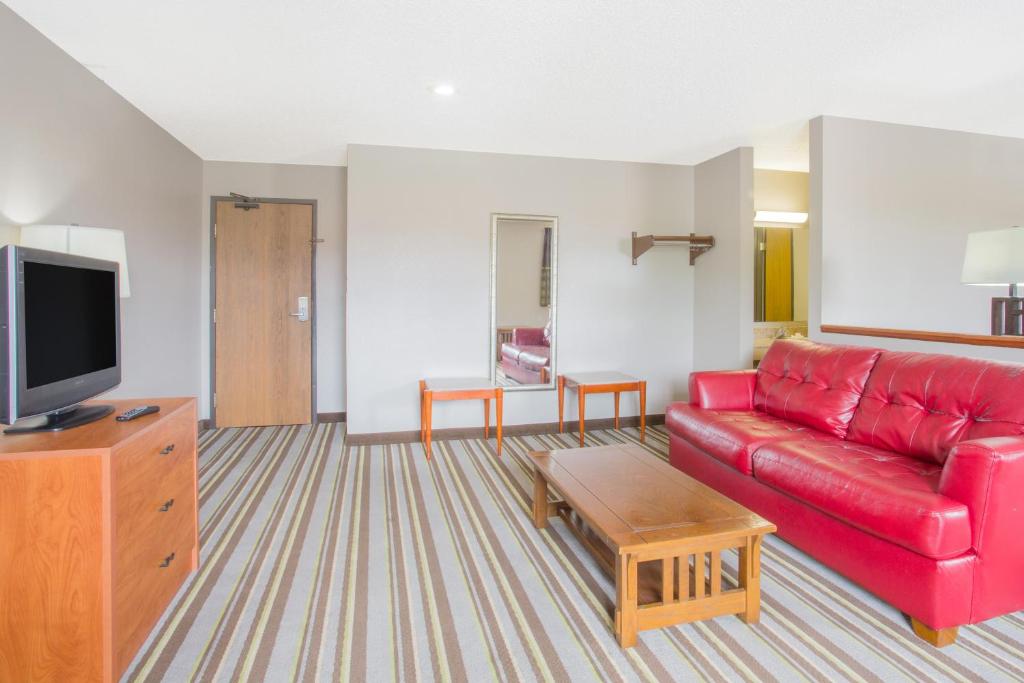 Studio Suite with Two Queen Beds – Non-Smoking