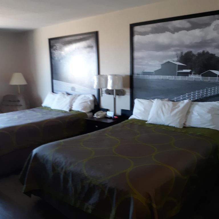 Double Room with Two Double Beds – Smoking