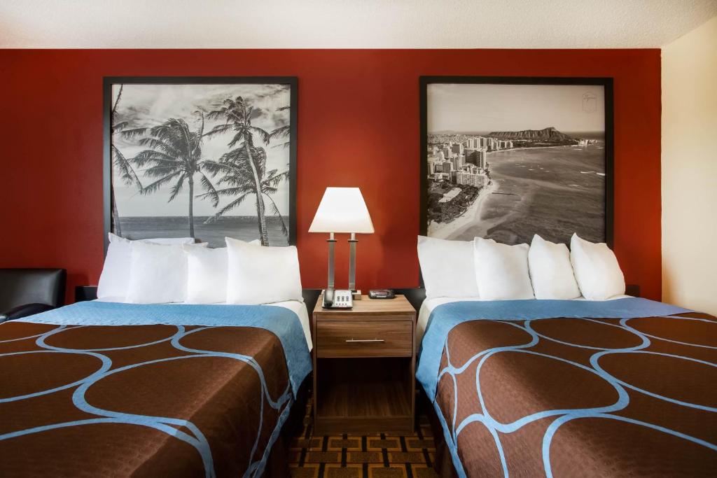 Double Room with Two Double Beds – Non-Smoking