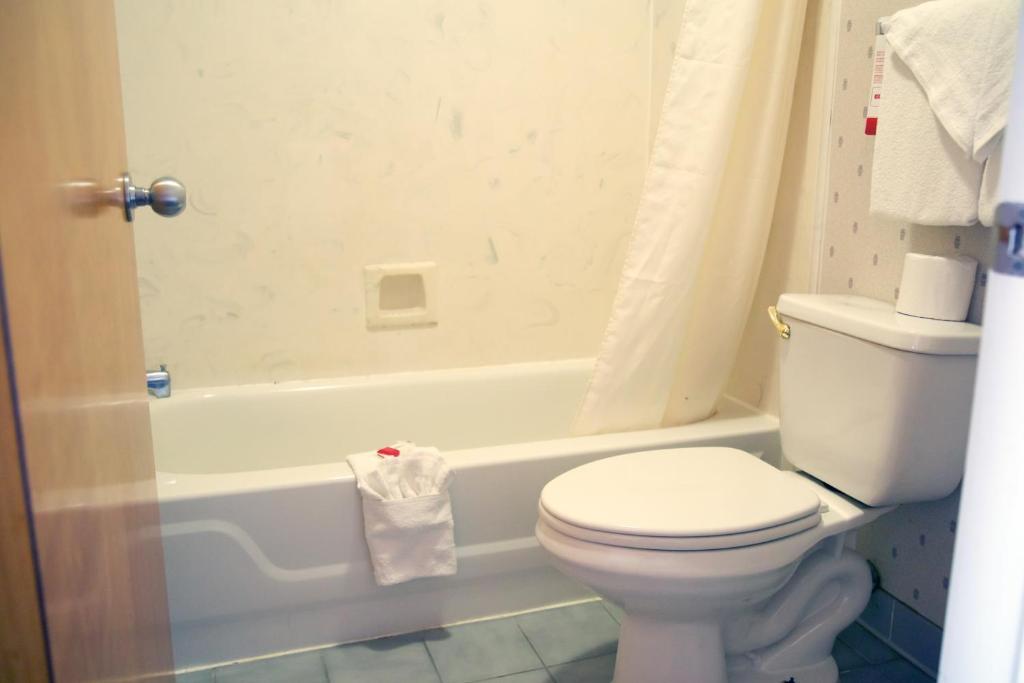 Standard King Room – Smoking