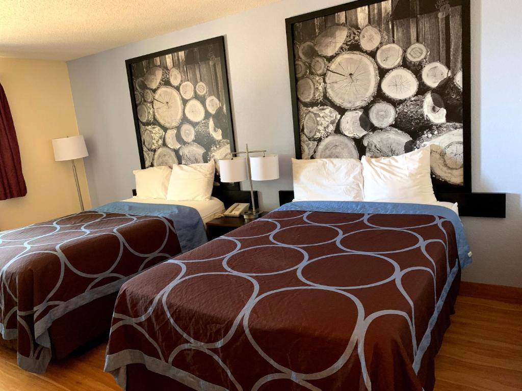 Double Room with Two Double Beds – Non-Smoking