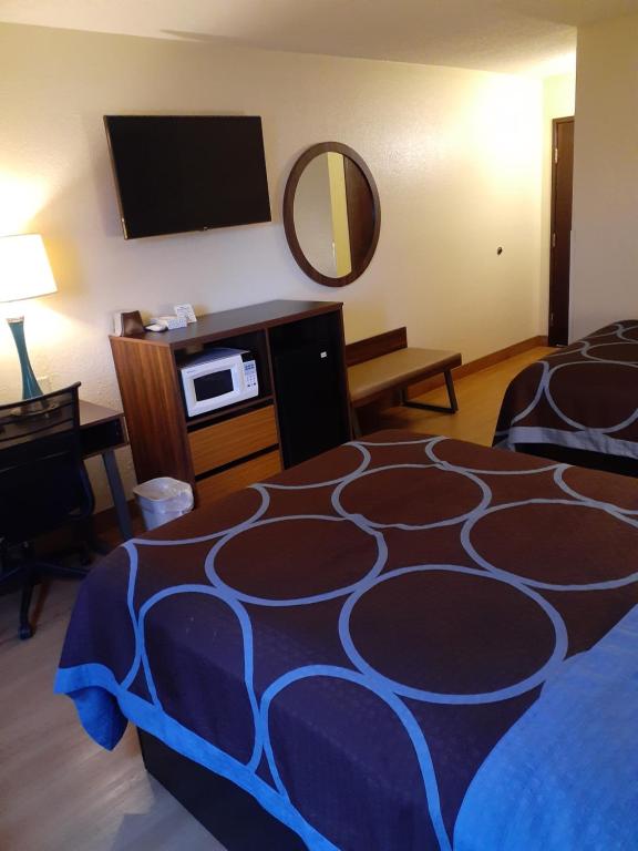 Double Room with Two Double Beds – Non-Smoking