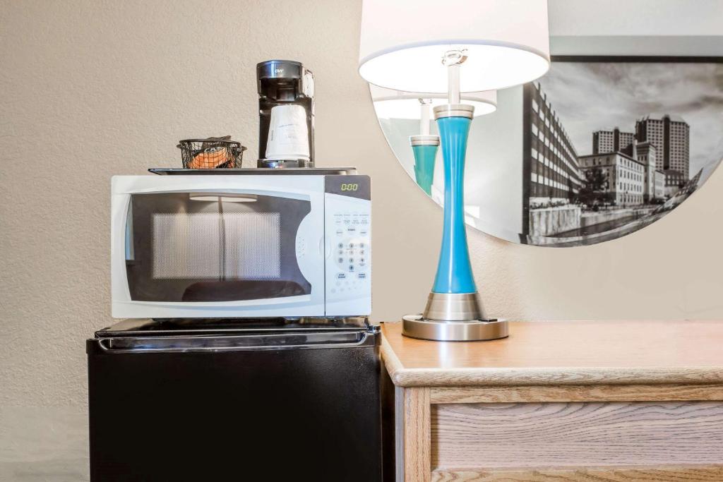 King Room – Non-Smoking