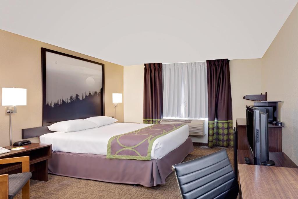 Queen Room – Mobility AccessNon-Smoking