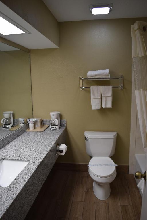 King Room – Non-Smoking