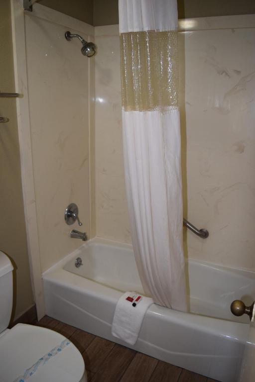 King Room – Non-Smoking