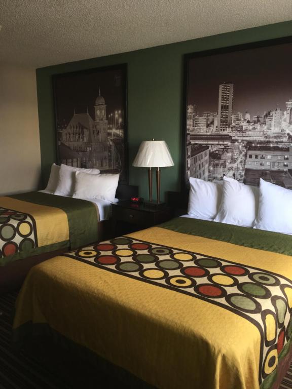 Deluxe Double Room with Two Double Beds – Non-Smoking