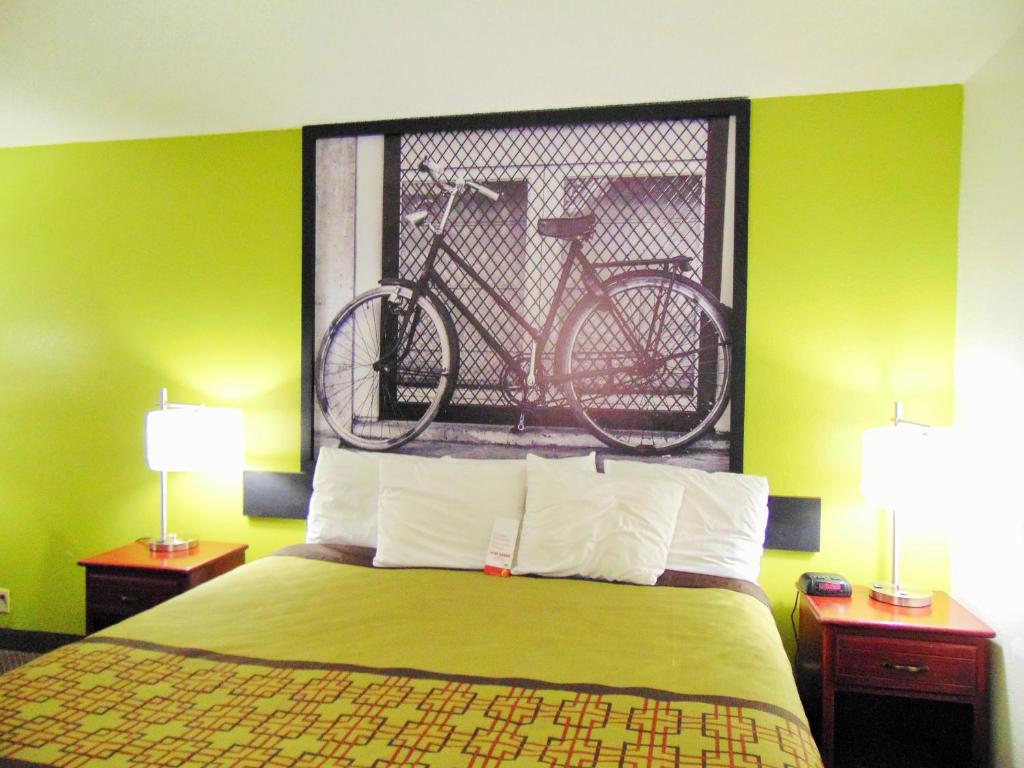 King Room – Non-Smoking