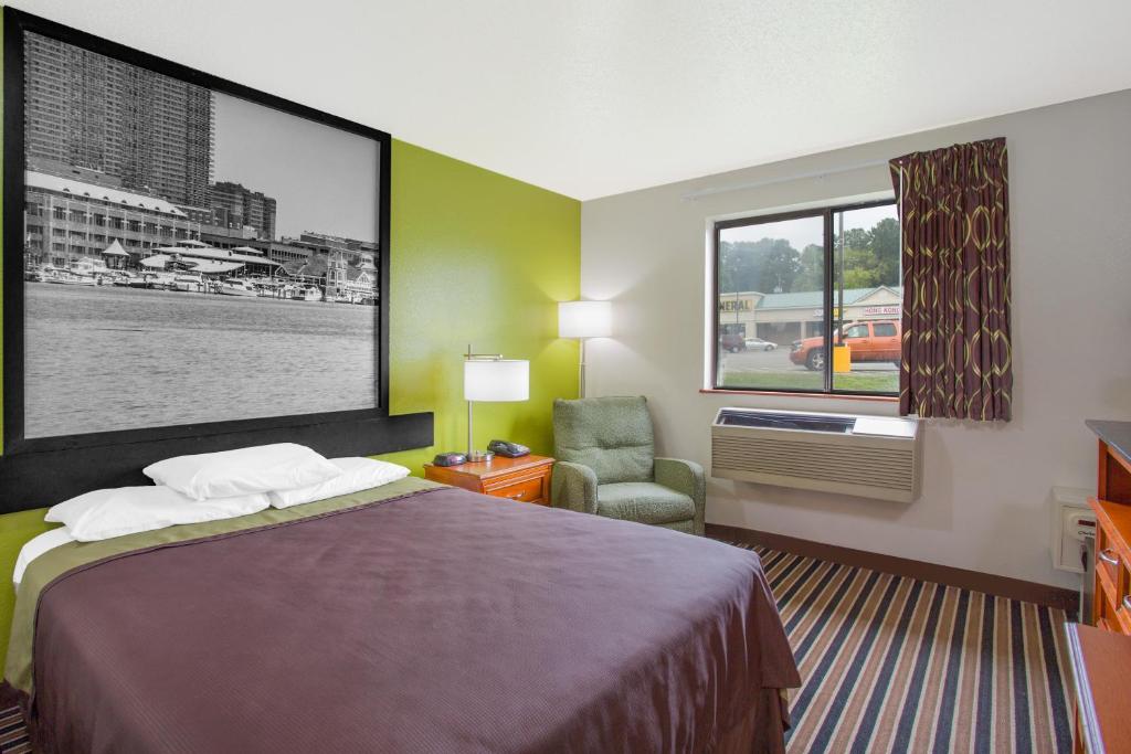 Queen Room – Mobility AccessNon-Smoking