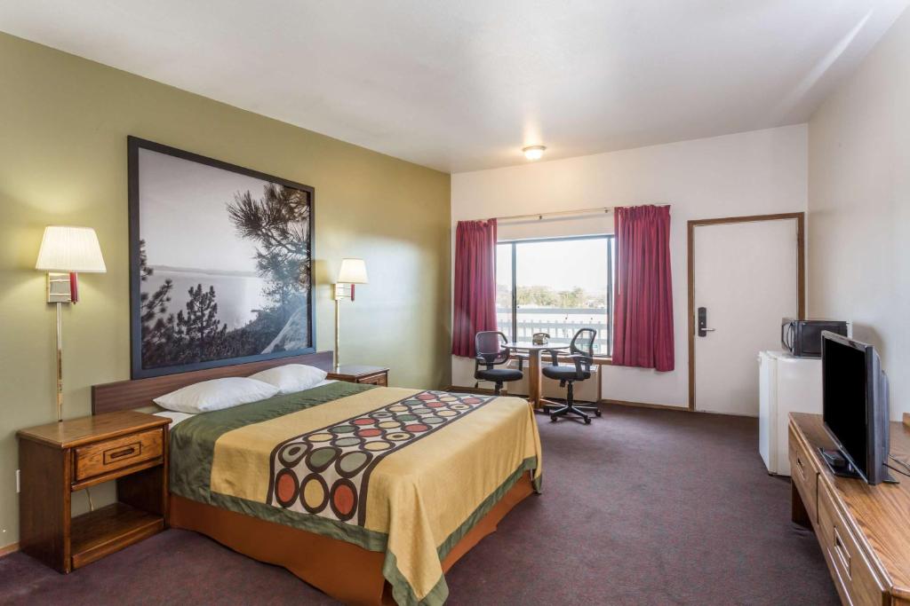 King Room – Non-Smoking