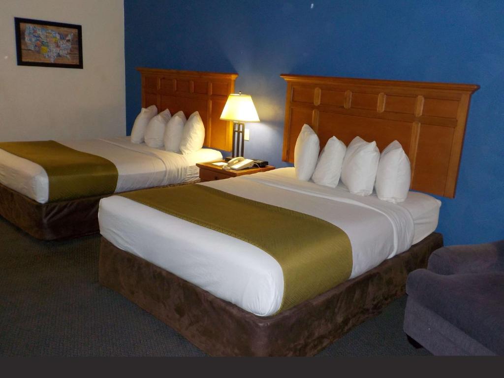 Queen Room with Two Queen Beds