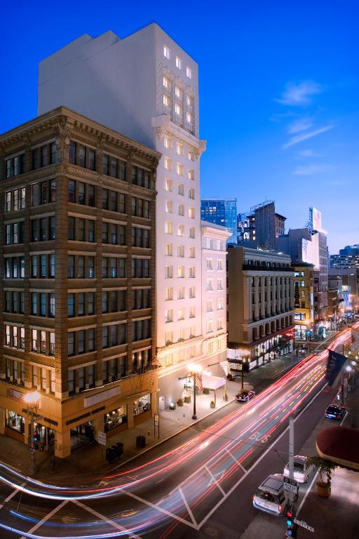 Executive 1 Bedroom Suite King Bed