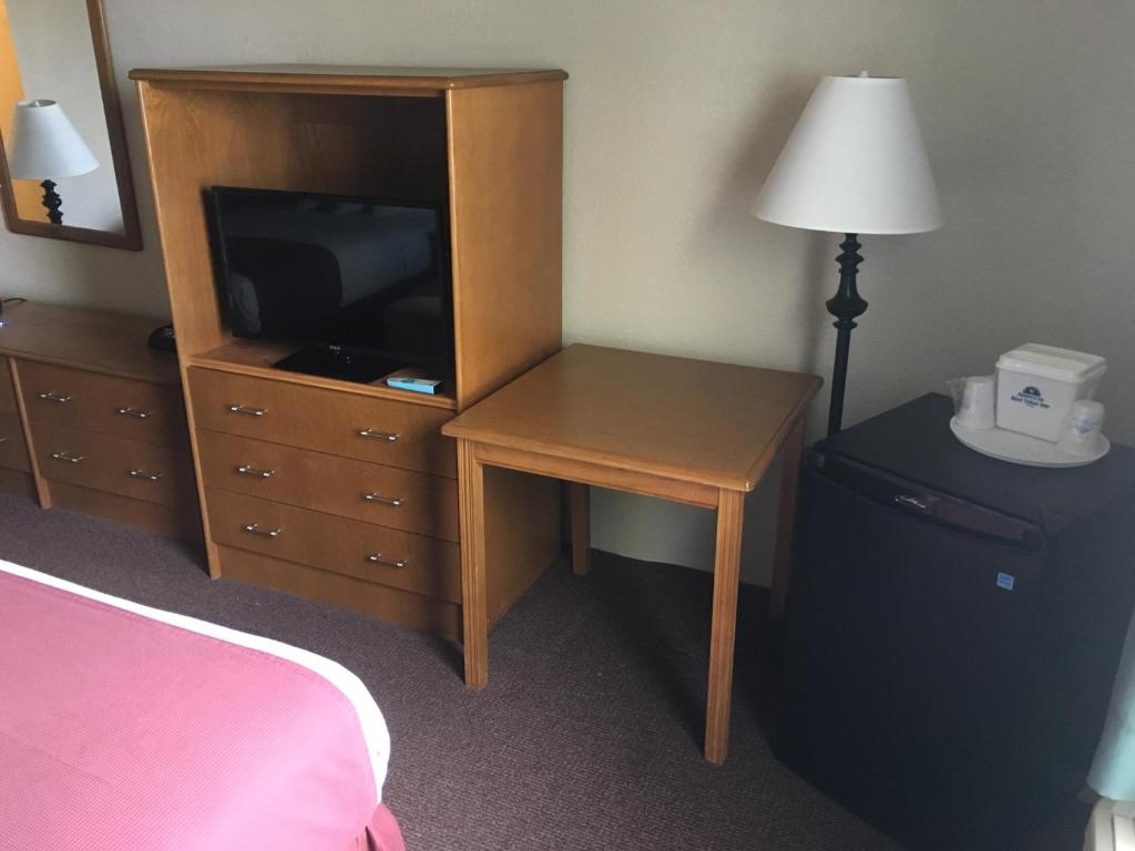 Double Room with Two Double Beds – Non-Smoking