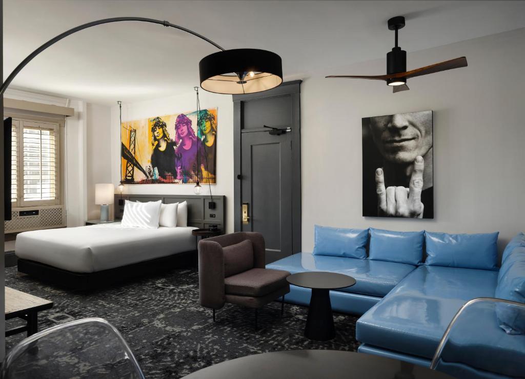 One-Bedroom King Suite