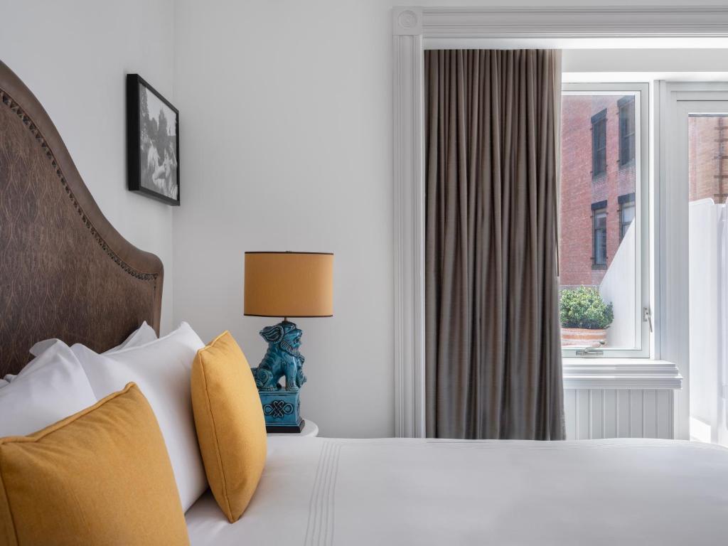 Premium King Room with Terrace