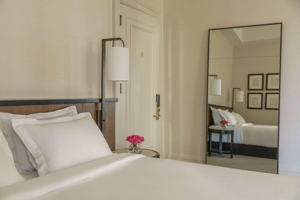 King Room with City View