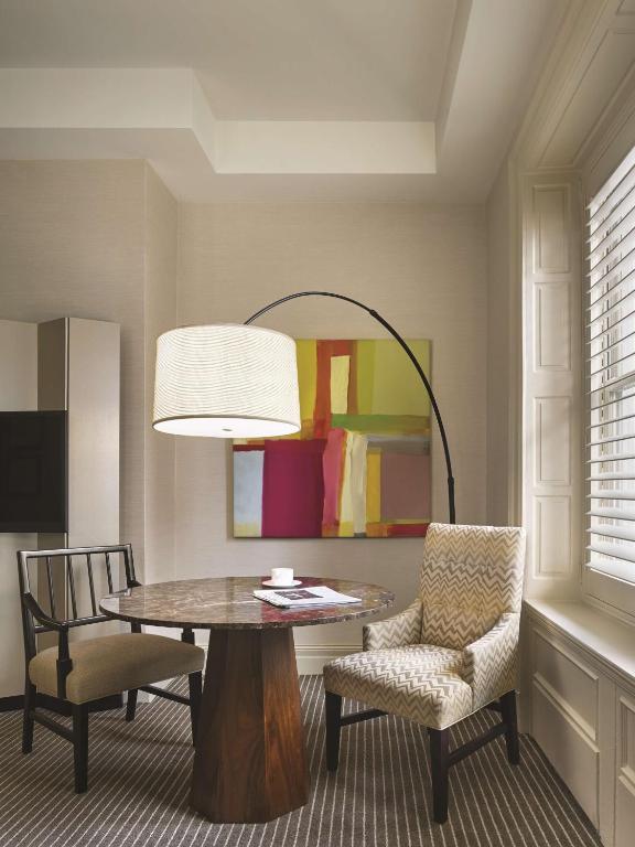 Queen Room with Two Queen Beds and City View