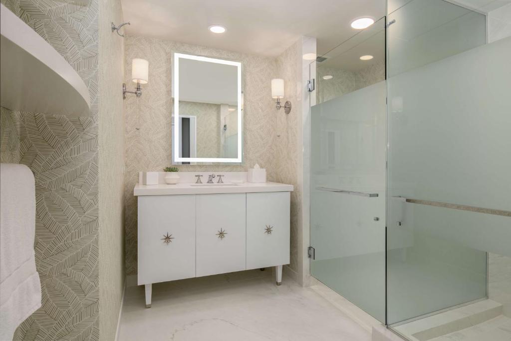 Executive King Suite