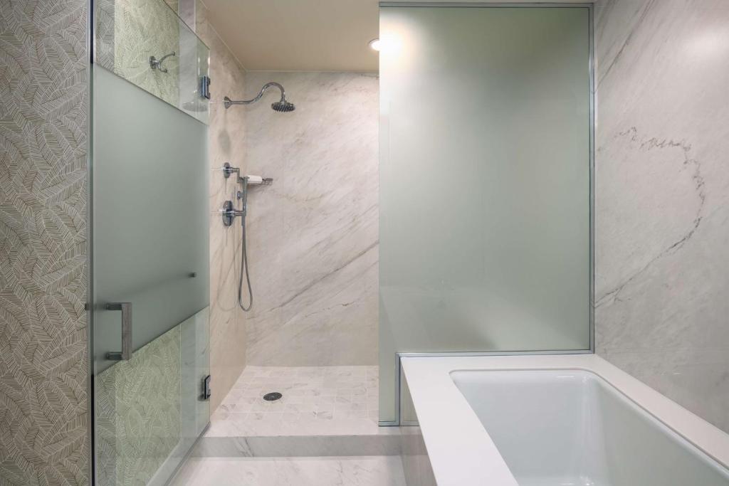 Executive King Suite