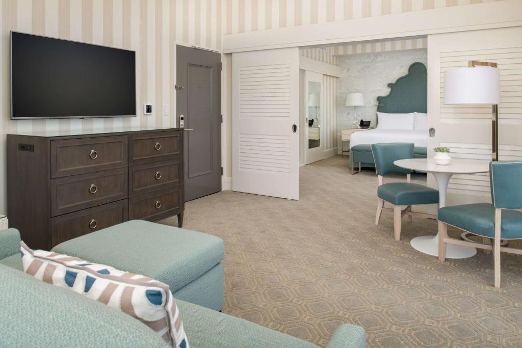 Executive King Suite – Disability Access