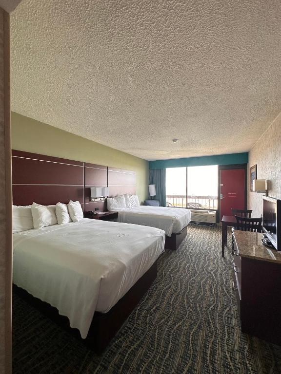 Queen Room with Two Queen Beds