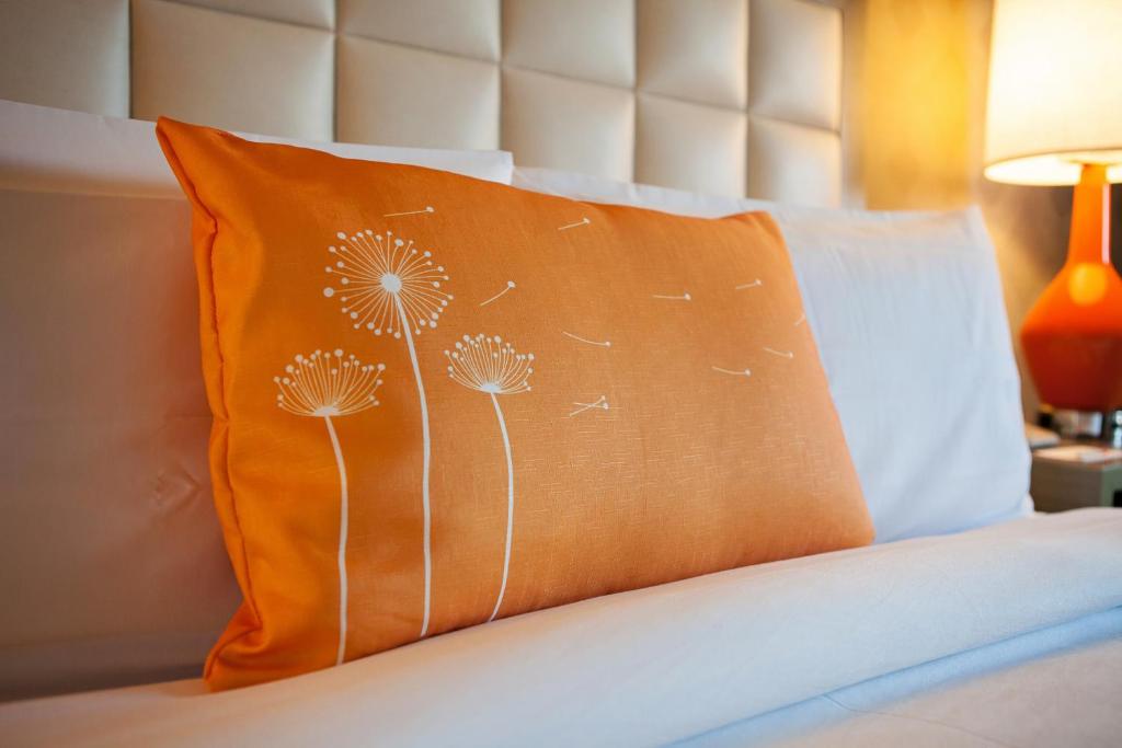 Deluxe Queen Room with Two Queen Beds