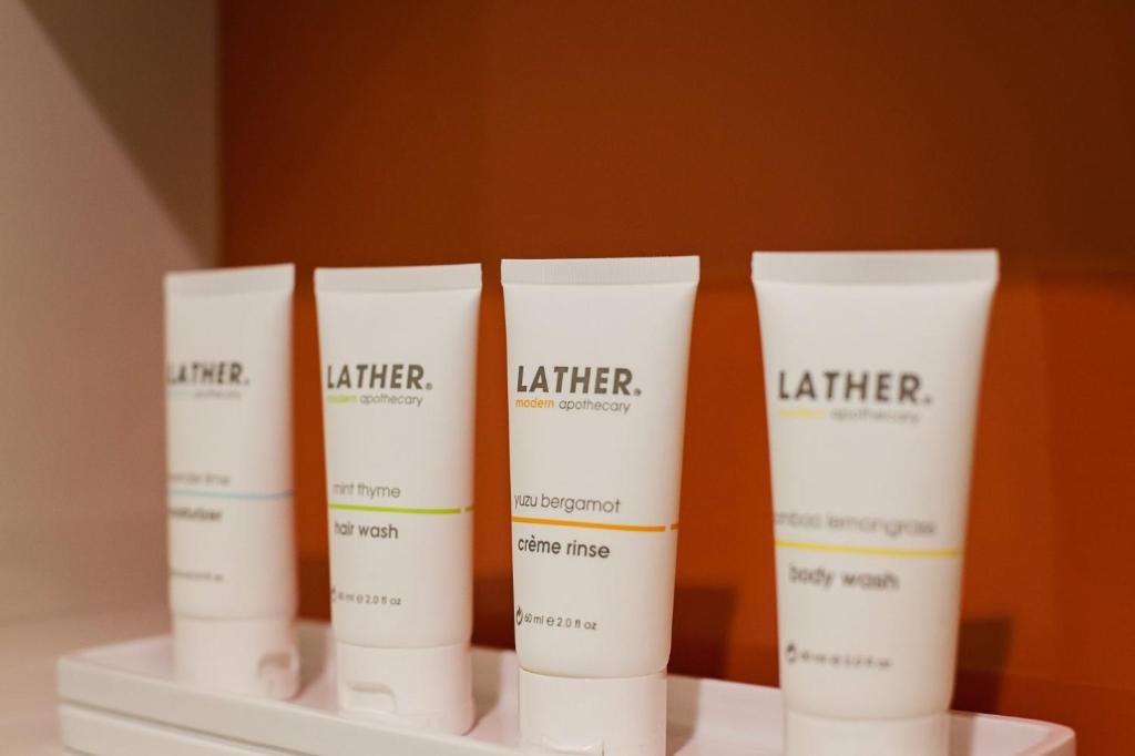 Deluxe Queen Room with Two Queen Beds