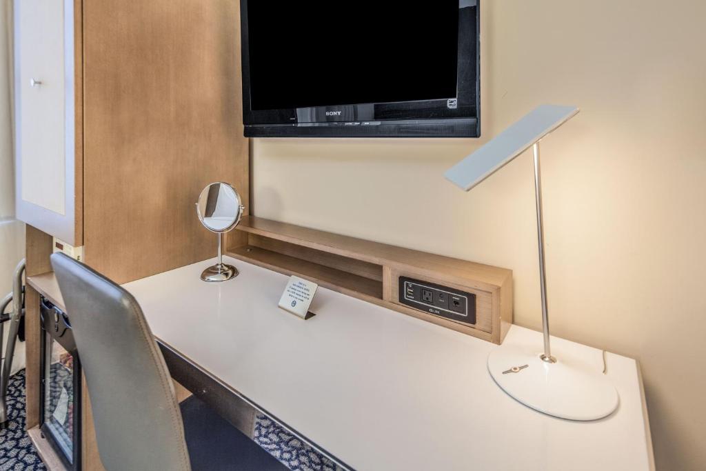 Deluxe Junior Suite – Accessible