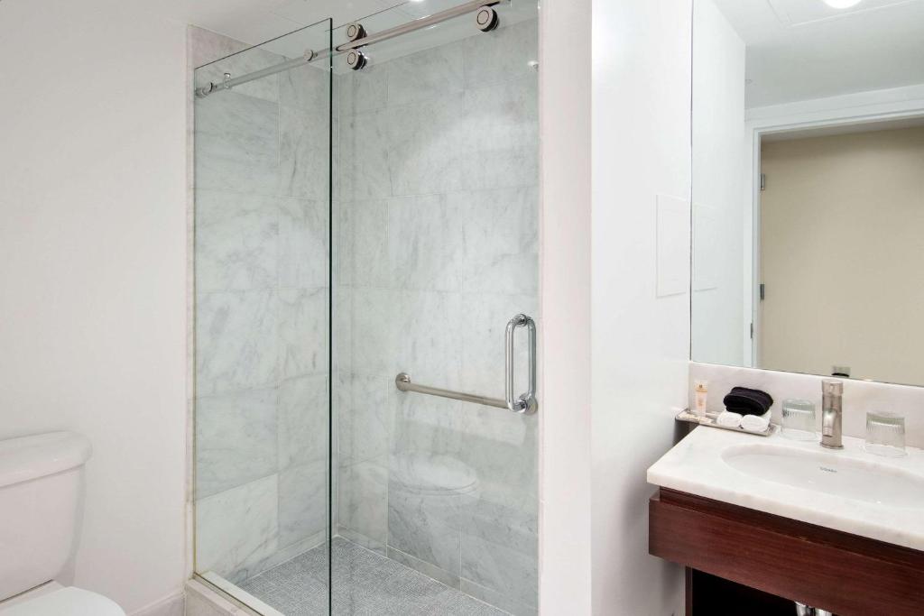 Deluxe Junior Suite – Accessible