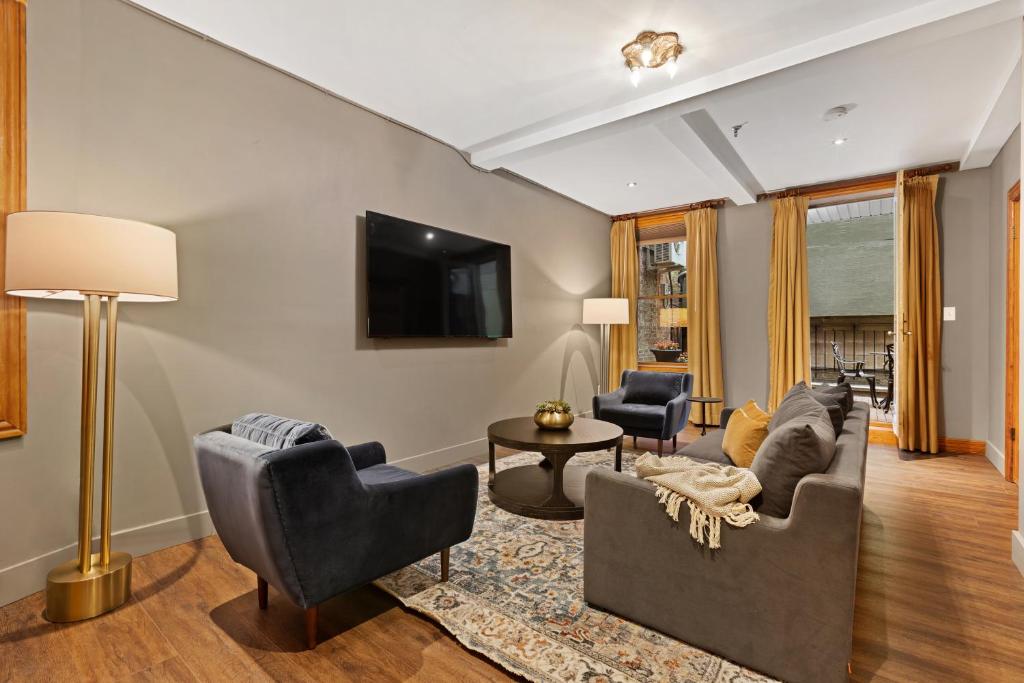 Family Suite with Balcony