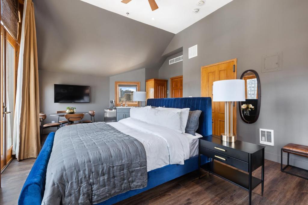 Luxury Junior Suite with Balcony